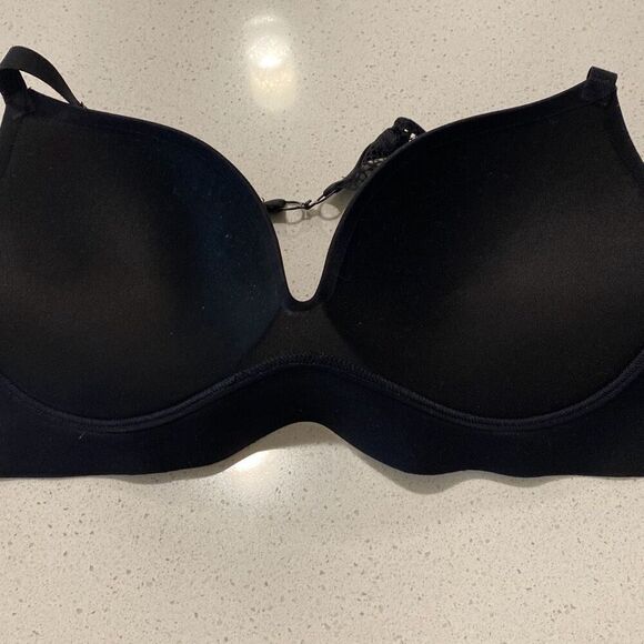 Victoria’s Secret bra incredible padded no wire bra size 36C - Picture 4 of 6